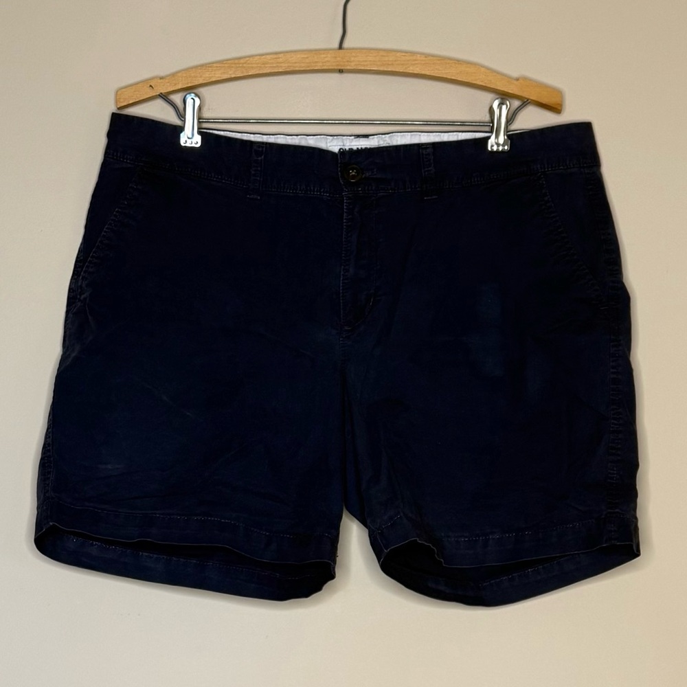 Old Navy Women’s Navy Shorts size 12